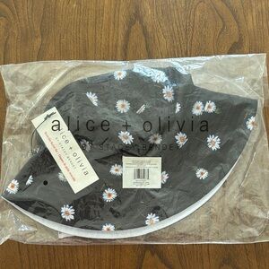 Alice + Olivia Reversible Bucket Hat by Stacey Bendet - NEW w/ Tags - One Size
